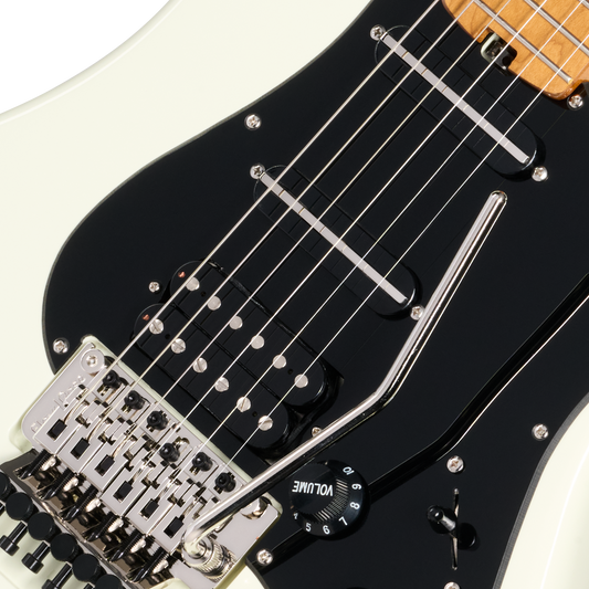 Kramer Pacer Deluxe, Classic White Electric Guitar Kramer